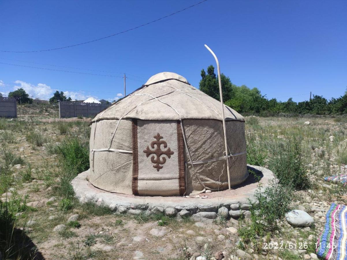 Guest House And Yurt Camp "Ailuu" Tong 외부 사진