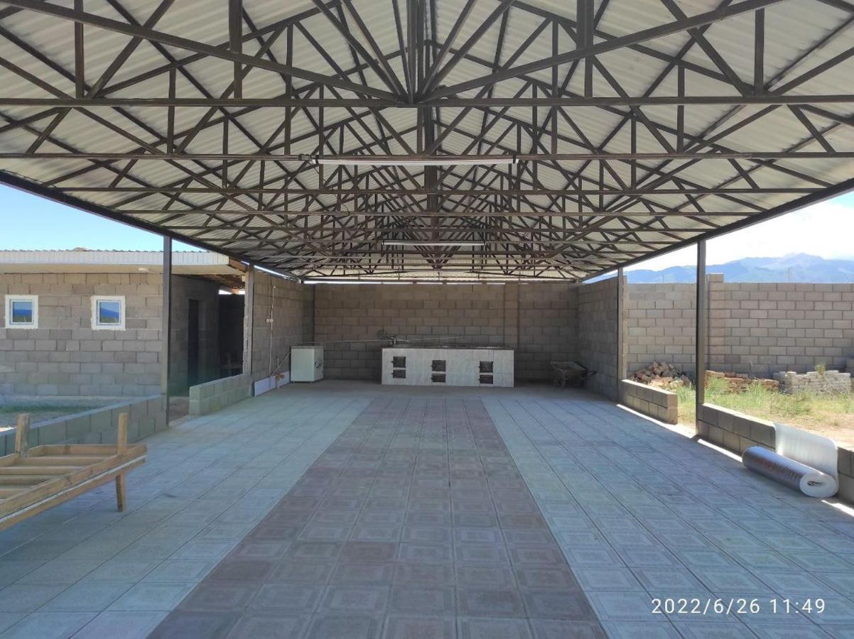 Guest House And Yurt Camp "Ailuu" Tong 외부 사진