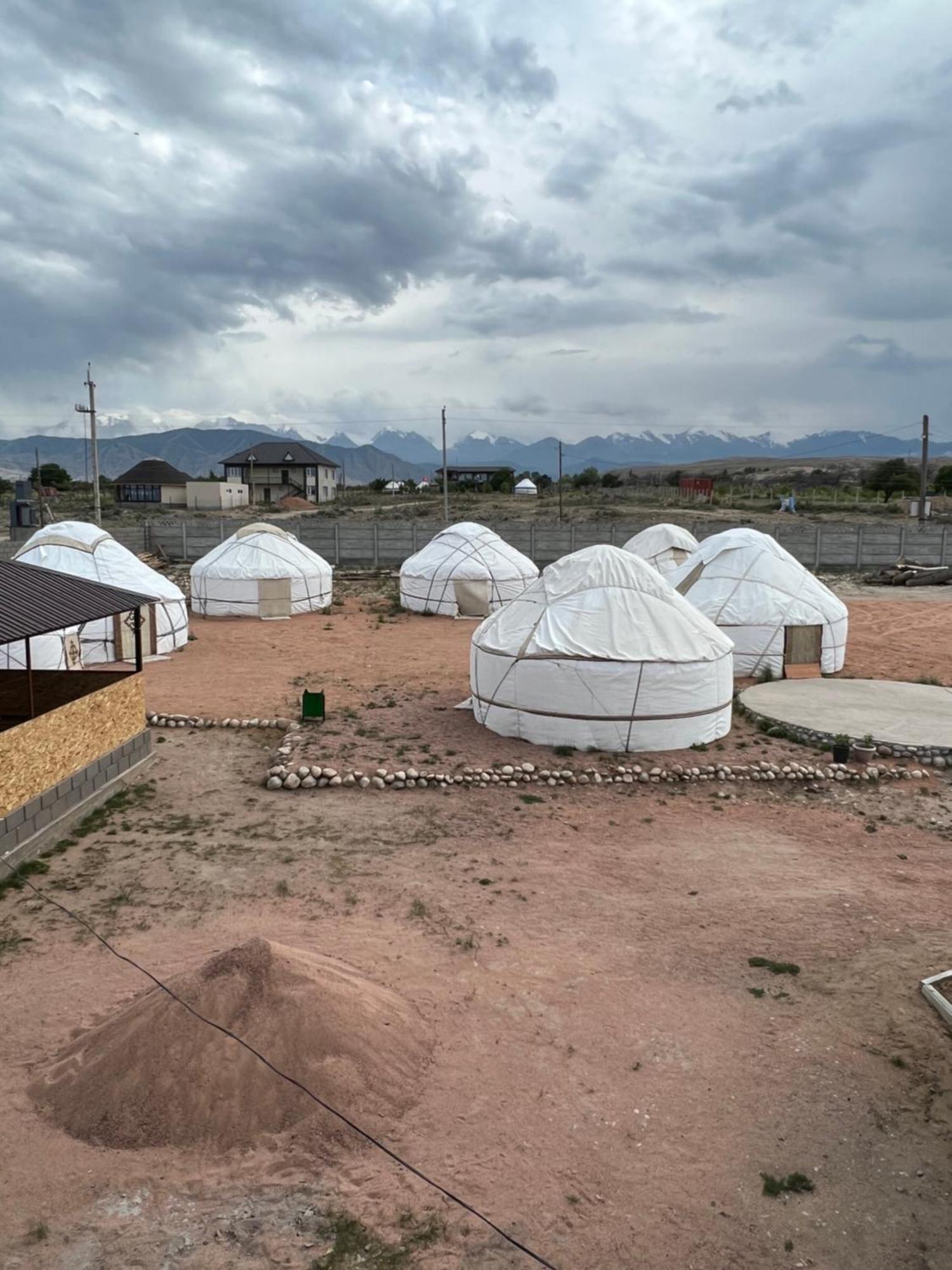 Guest House And Yurt Camp "Ailuu" Tong 외부 사진